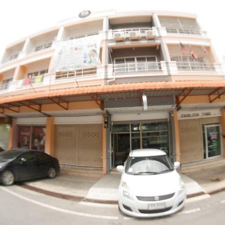 Fun Dee Hostel Ayutthaya エクステリア 写真